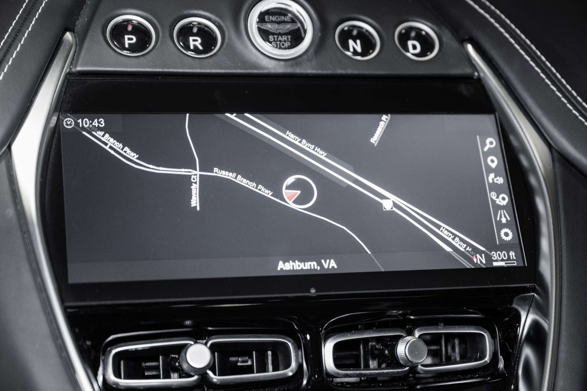 Used 2023 Aston Martin DBX 707 image 10