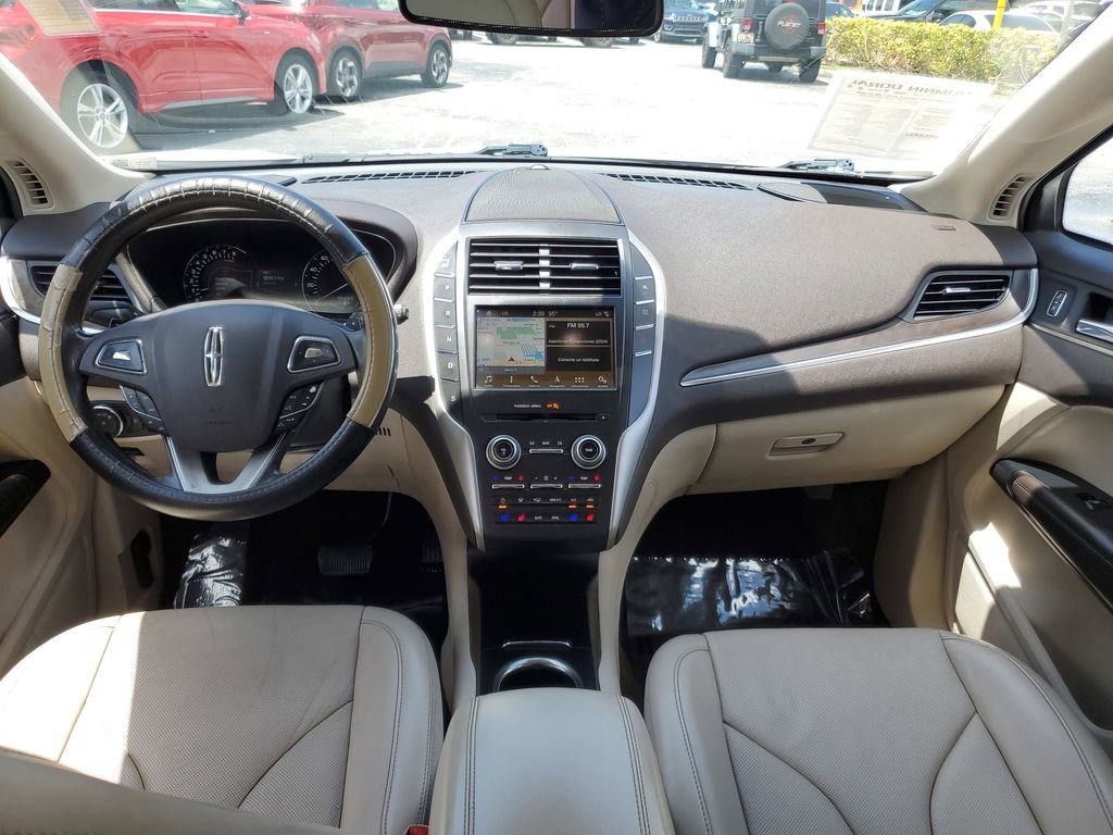 Used 2017 Lincoln MKC Reserve image 13