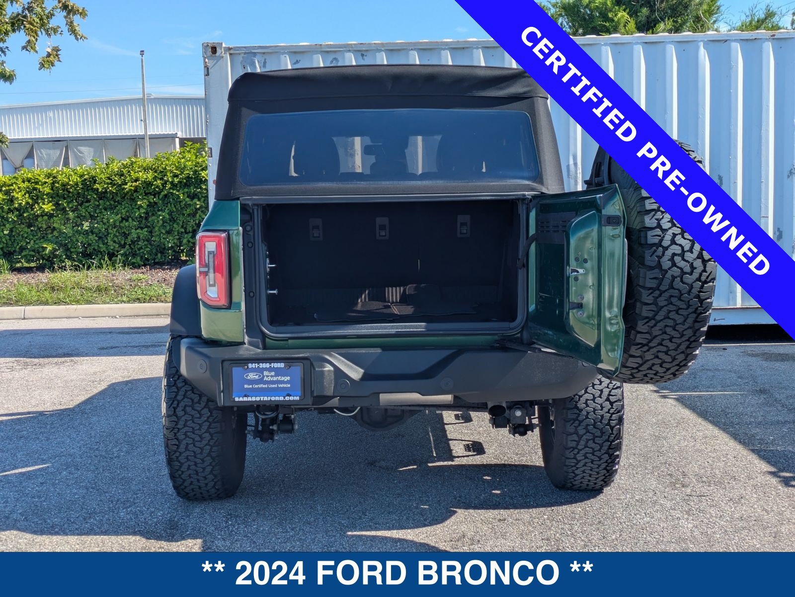 Certified 2024 Ford Bronco Wildtrak AWD/4WD image 14