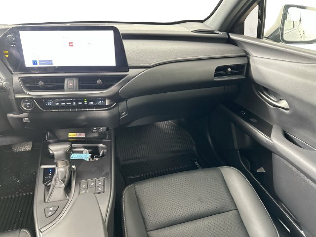 Used 2024 Lexus UX 250h AWD w/ Premium Package image 27
