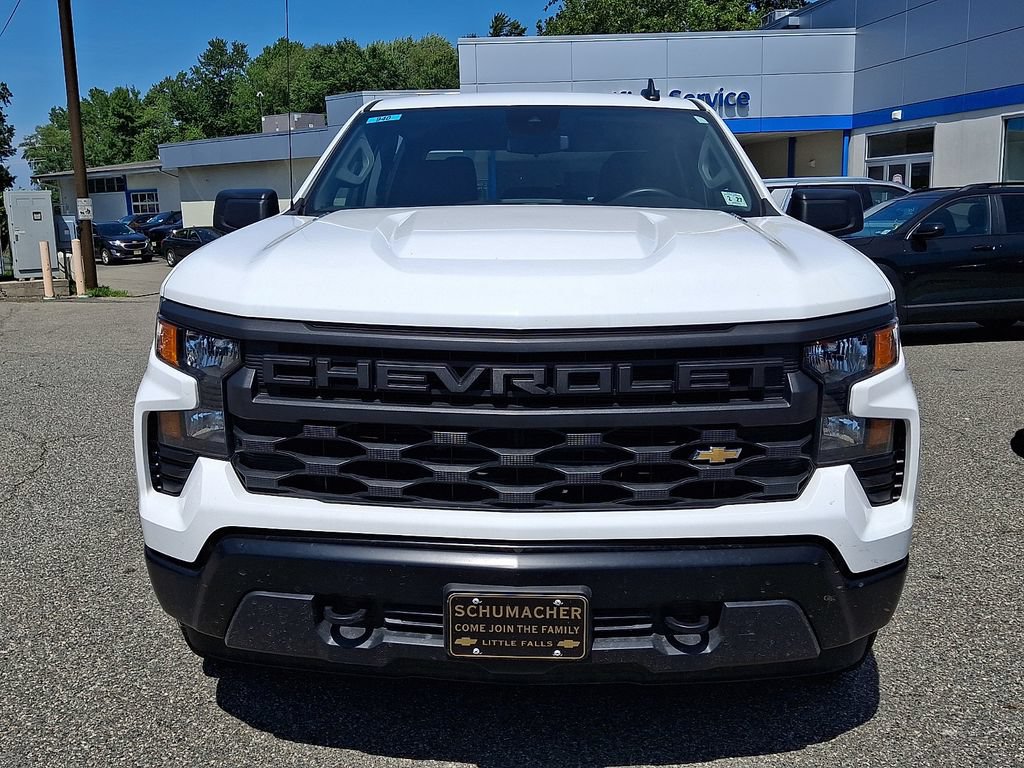 Used 2026 Chevrolet Silverado 1500 W/T w/ Trailering Package AWD/4WD image 2