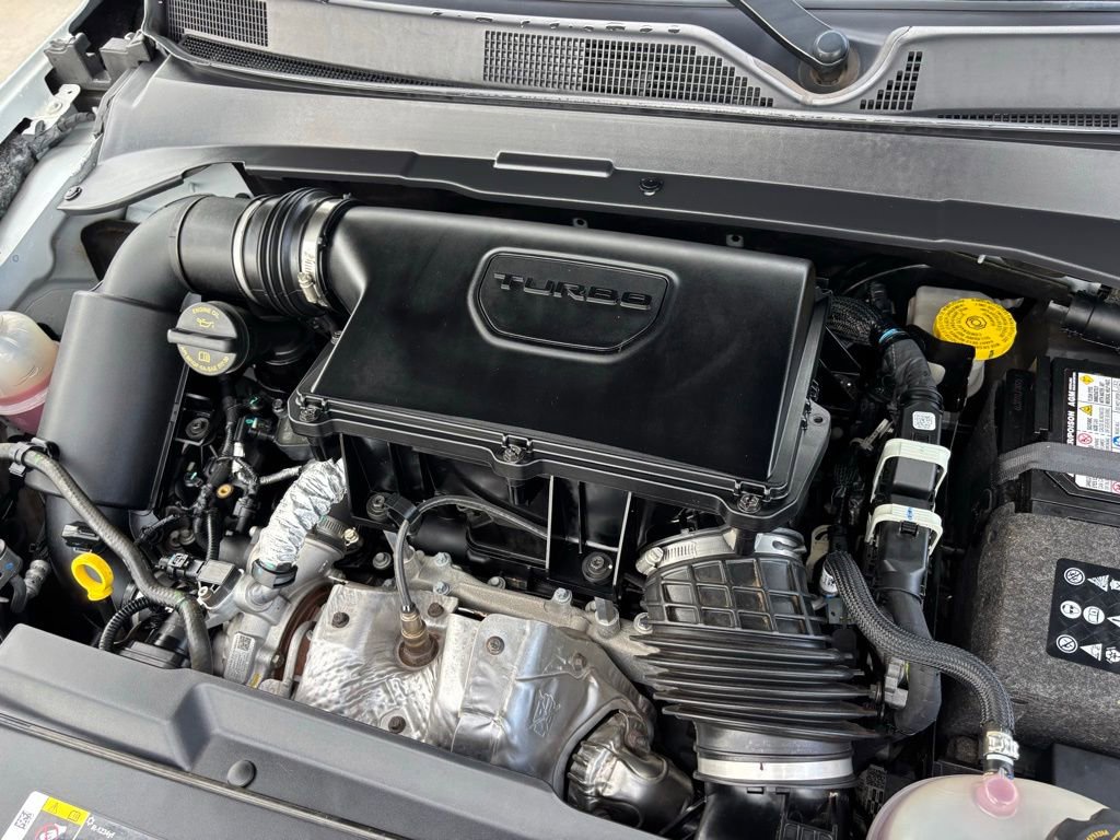 Used 2023 Jeep Compass Latitude image 29