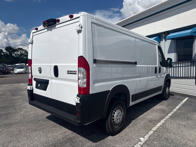 Used 2025 RAM ProMaster 2500 w/ Convenience Group FWD image 4