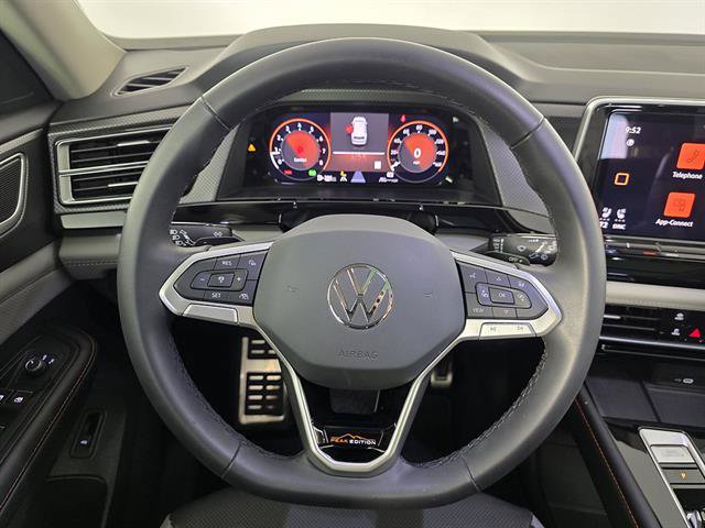 Used 2024 Volkswagen Atlas Peak Edition SEL AWD/4WD image 36