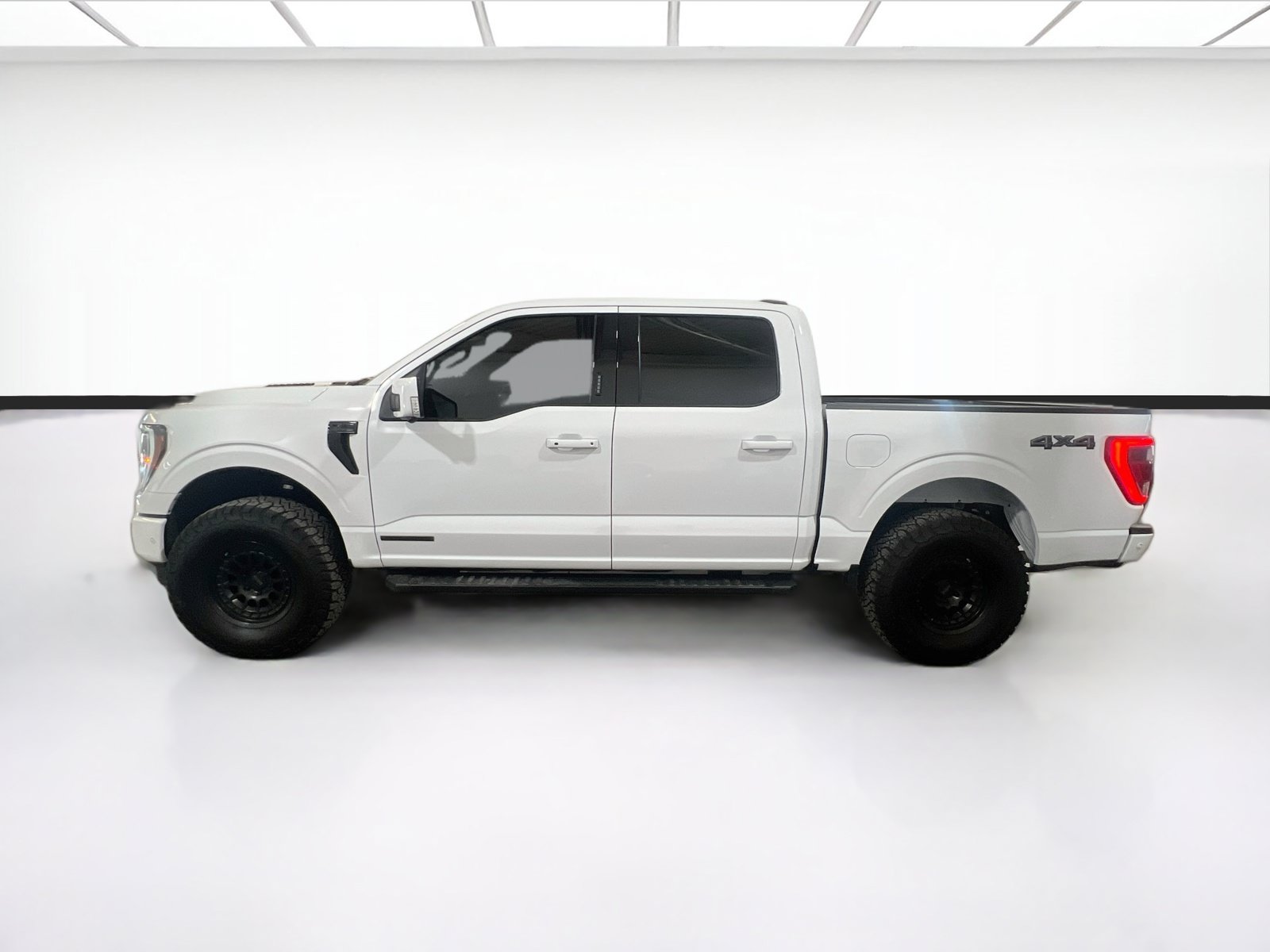 Used 2023 Ford F150 Lariat w/ Equipment Group 502A High AWD/4WD image 25