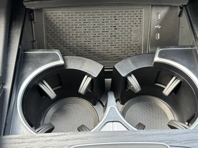 New 2026 Mercedes-Benz GLS 450 4MATIC image 44