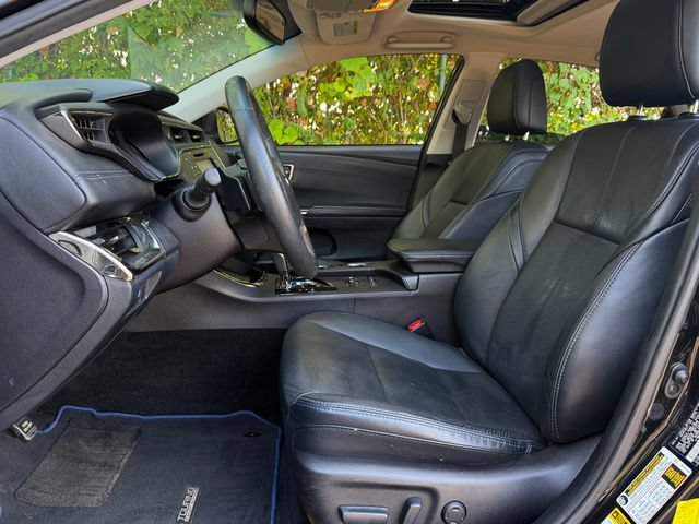 Used 2015 Toyota Avalon XLE Touring Sport Edition FWD image 19