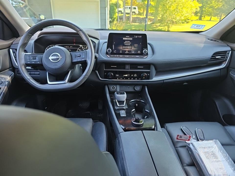 Certified 2023 Nissan Rogue SV w/ SV Premium B Package AWD/4WD image 13
