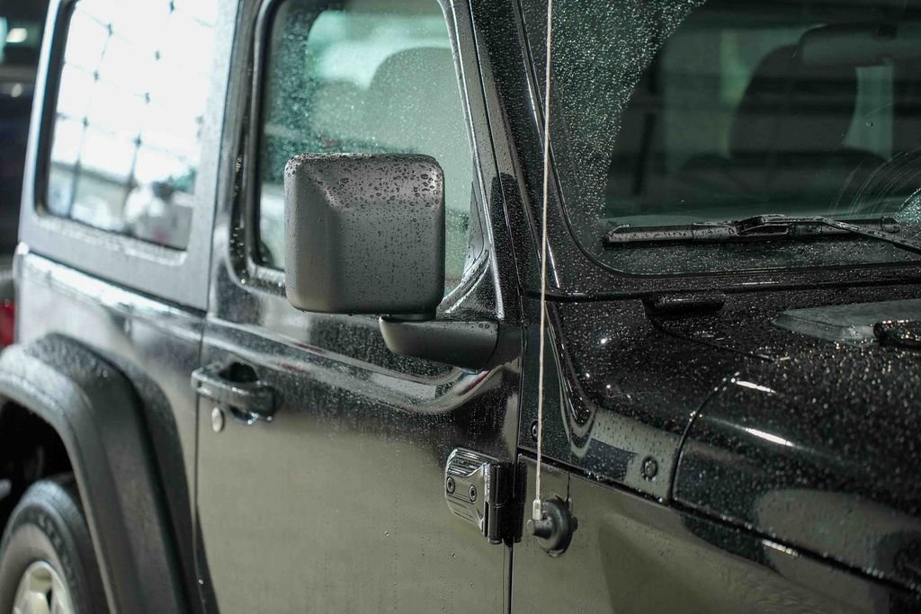 Used 2020 Jeep Wrangler Sport AWD/4WD image 9
