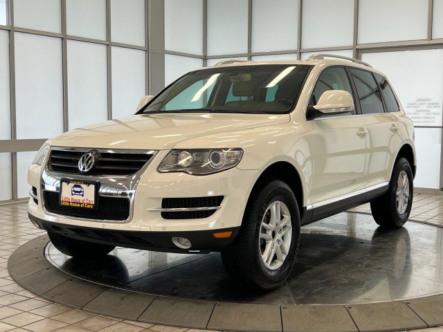Used 2009 Volkswagen Touareg VR6 image 3