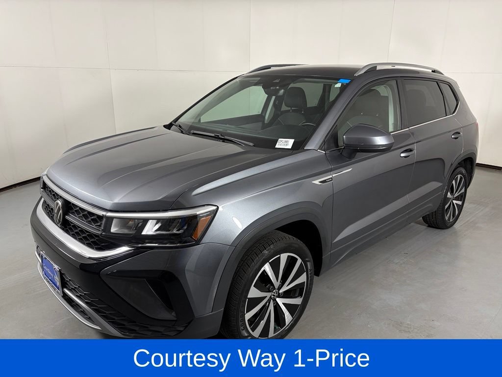 Used 2024 Volkswagen Taos SE FWD image 5