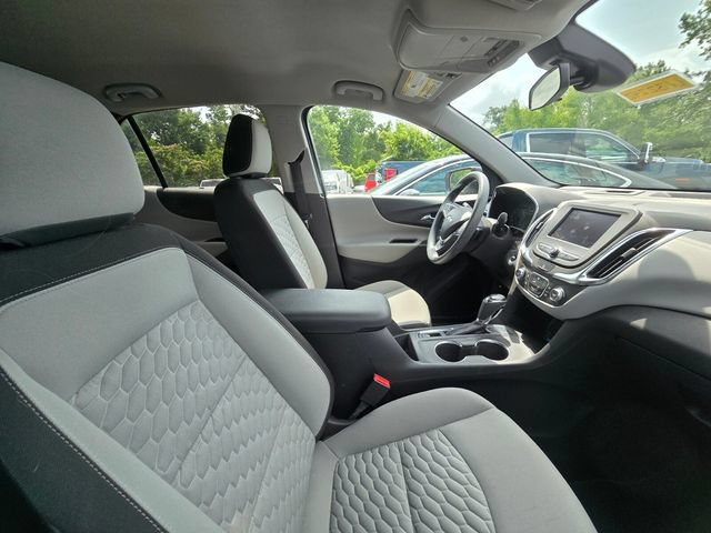 Used 2021 Chevrolet Equinox LS w/ LS Convenience Package FWD image 9