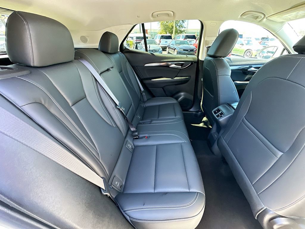 Used 2025 Buick Envision Preferred image 25