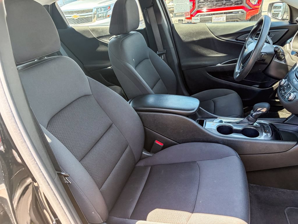Used 2022 Chevrolet Malibu LS FWD image 44