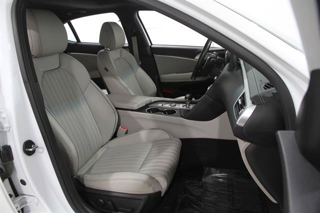 Certified 2022 Genesis G70 2.0T w/ Prestige Package AWD/4WD image 19