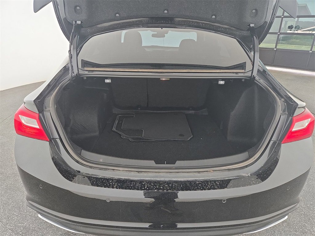 Used 2025 Chevrolet Malibu RS image 30