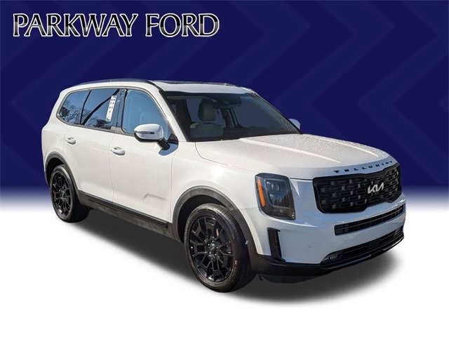 Used 2022 Kia Telluride SX w/ Nightfall Edition Package image 3
