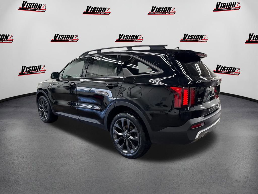 Used 2021 Kia Sorento EX w/ EX AWD X-Line Package image 7