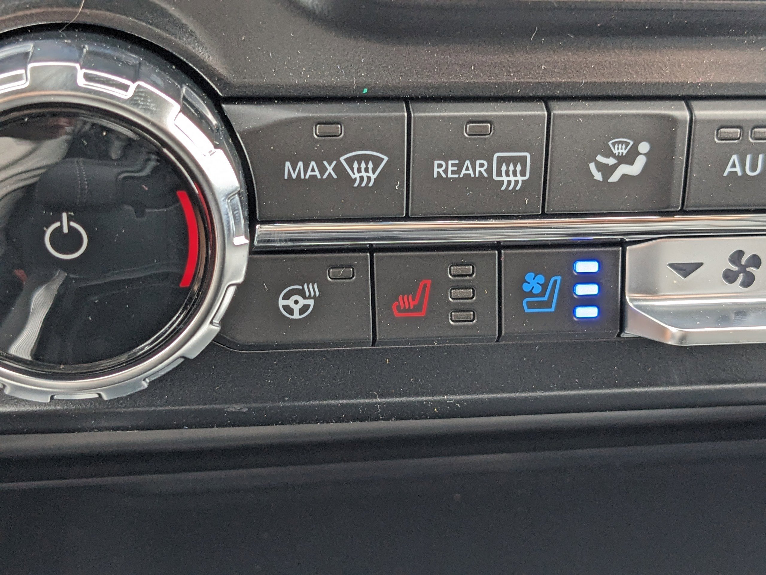 New 2025 Ford F350 Lariat w/ Black Appearance Package image 30