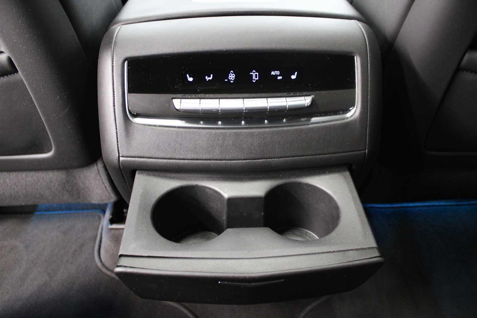 Certified 2024 Cadillac Escalade Sport w/ LPO, ONYX Package image 56