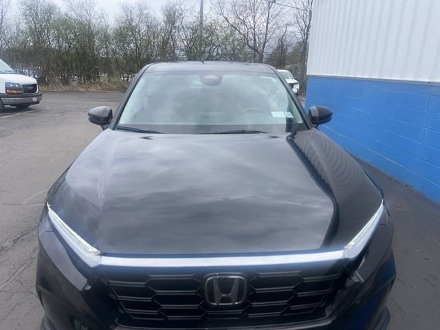 Used 2024 Honda CR-V EX-L image 3