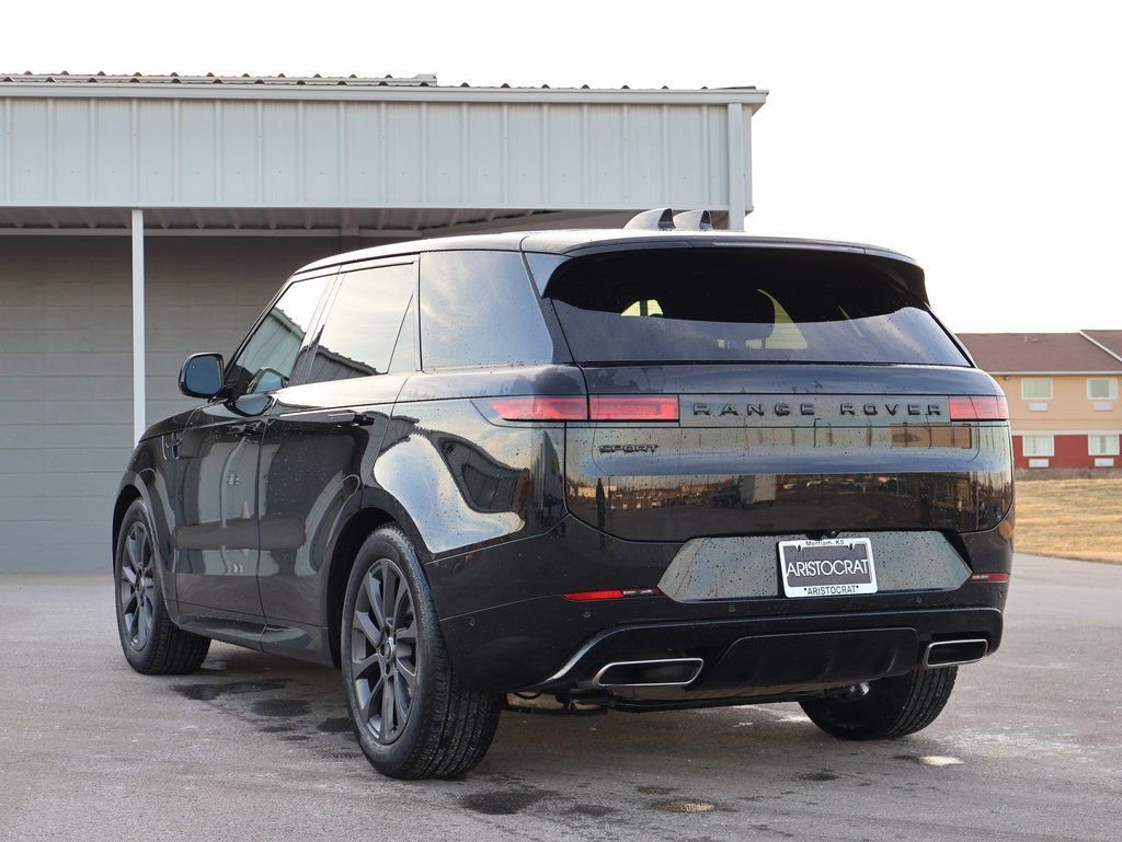 Used 2024 Land Rover Range Rover Sport Dynamic SE AWD/4WD image 7