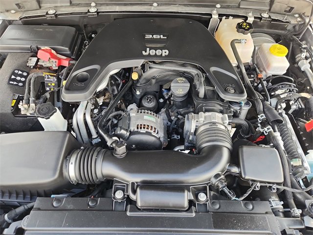 Used 2020 Jeep Wrangler Sport S image 27