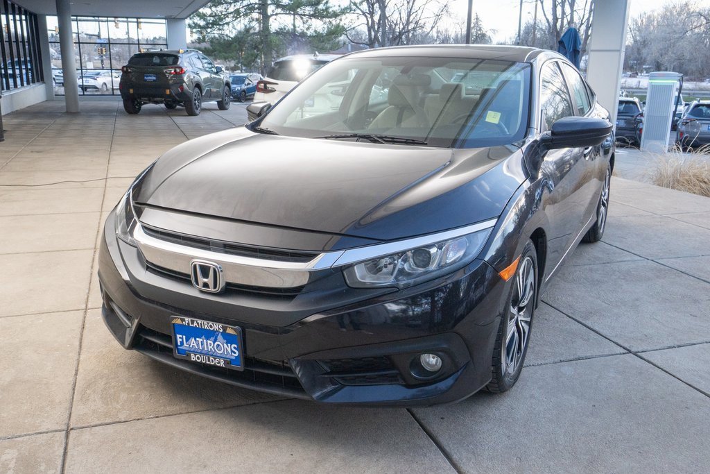 Used 2017 Honda Civic EX-T image 3
