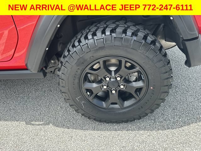 Used 2022 Jeep Wrangler Sport AWD/4WD image 6