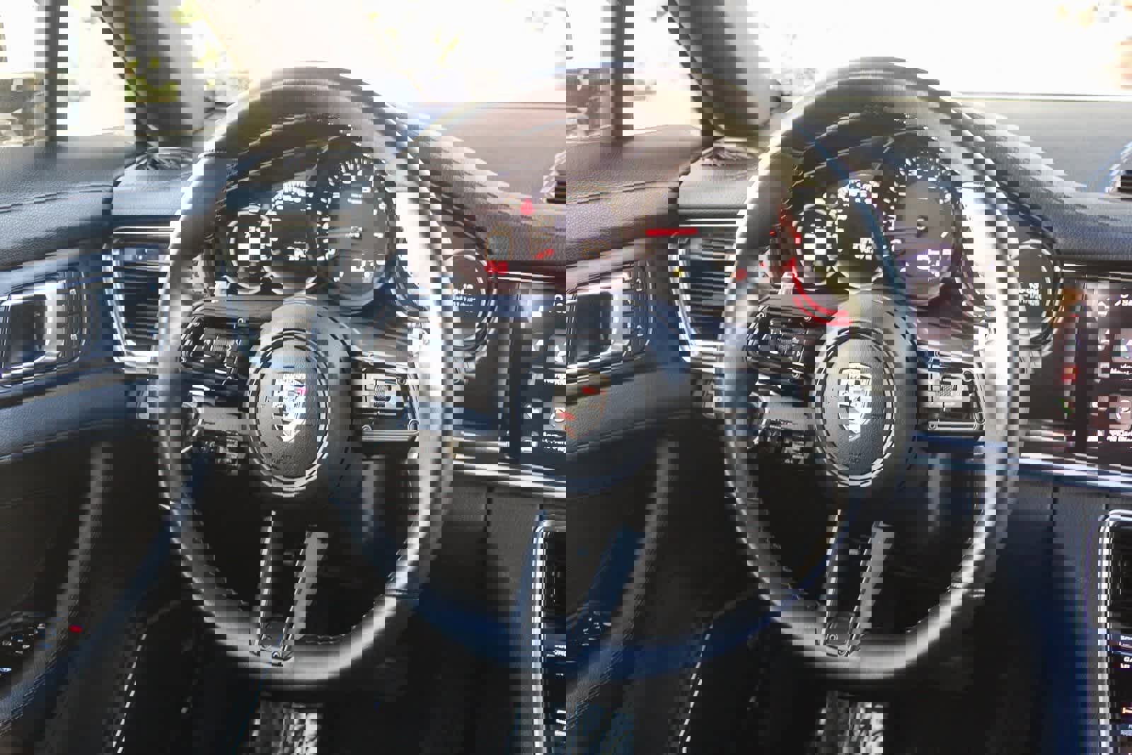 Used 2023 Porsche Panamera Platinum Edition image 14