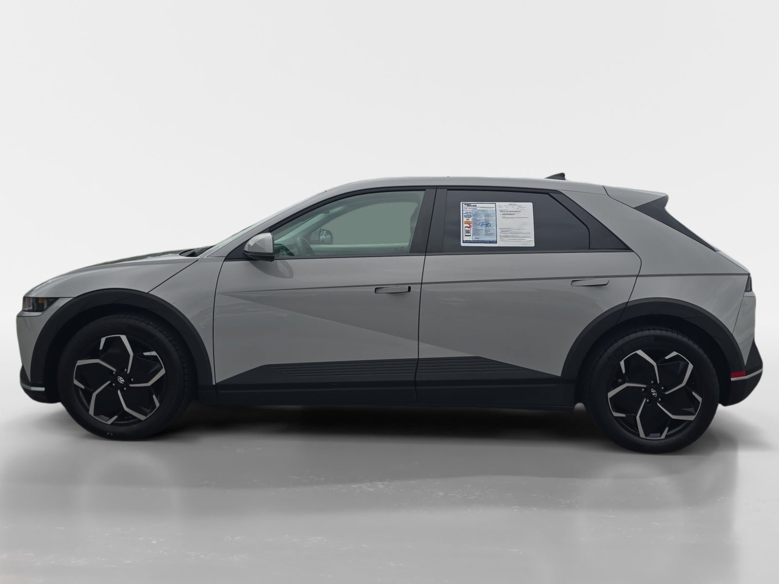 Used 2024 Hyundai Ioniq 5 SEL RWD image 6