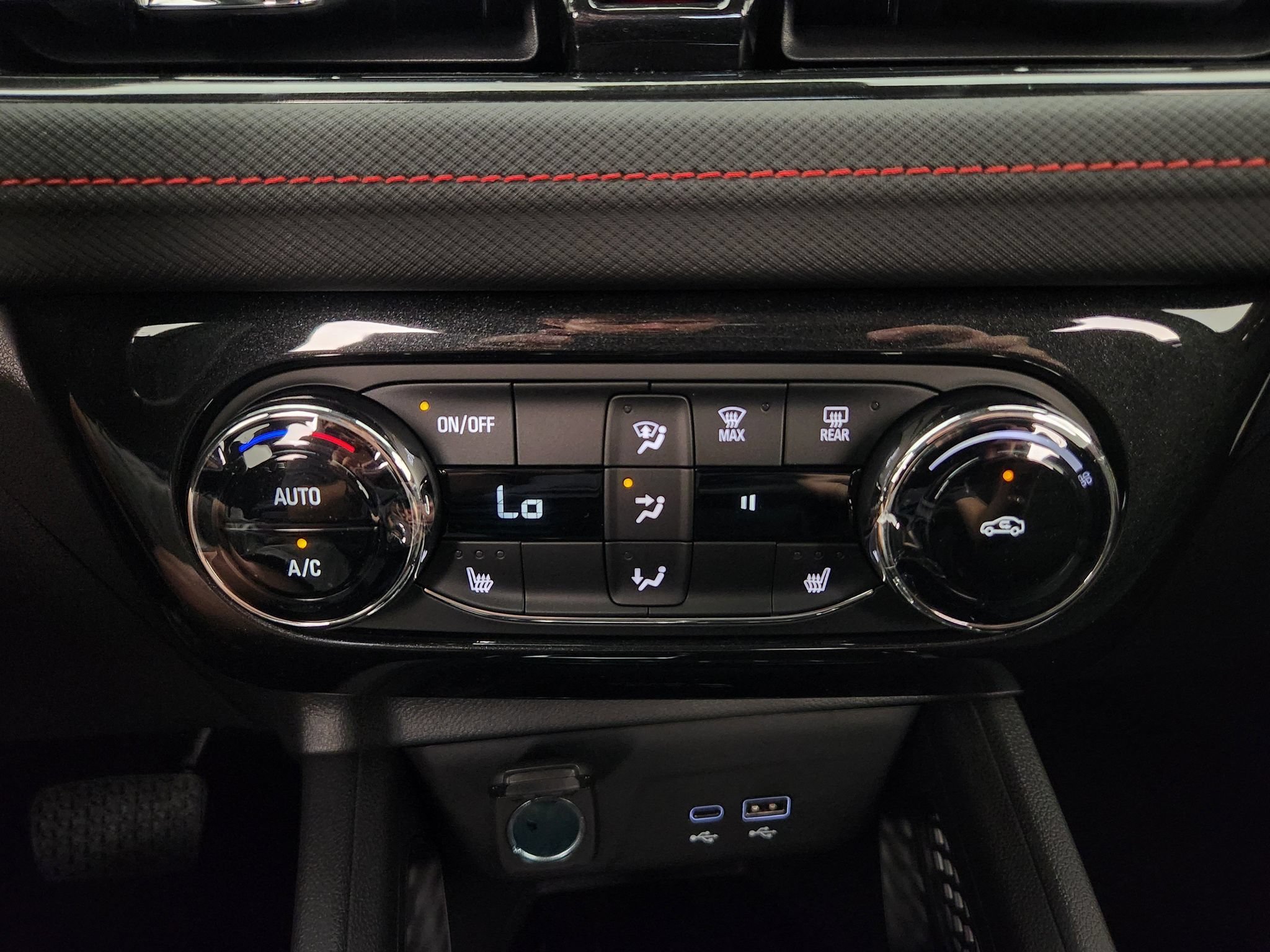 New 2026 Chevrolet TrailBlazer RS w/ Convenience Package FWD image 17