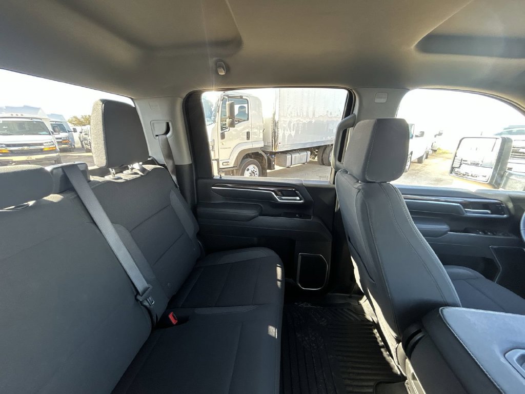 Certified 2026 Chevrolet Silverado 2500 LT AWD/4WD image 7