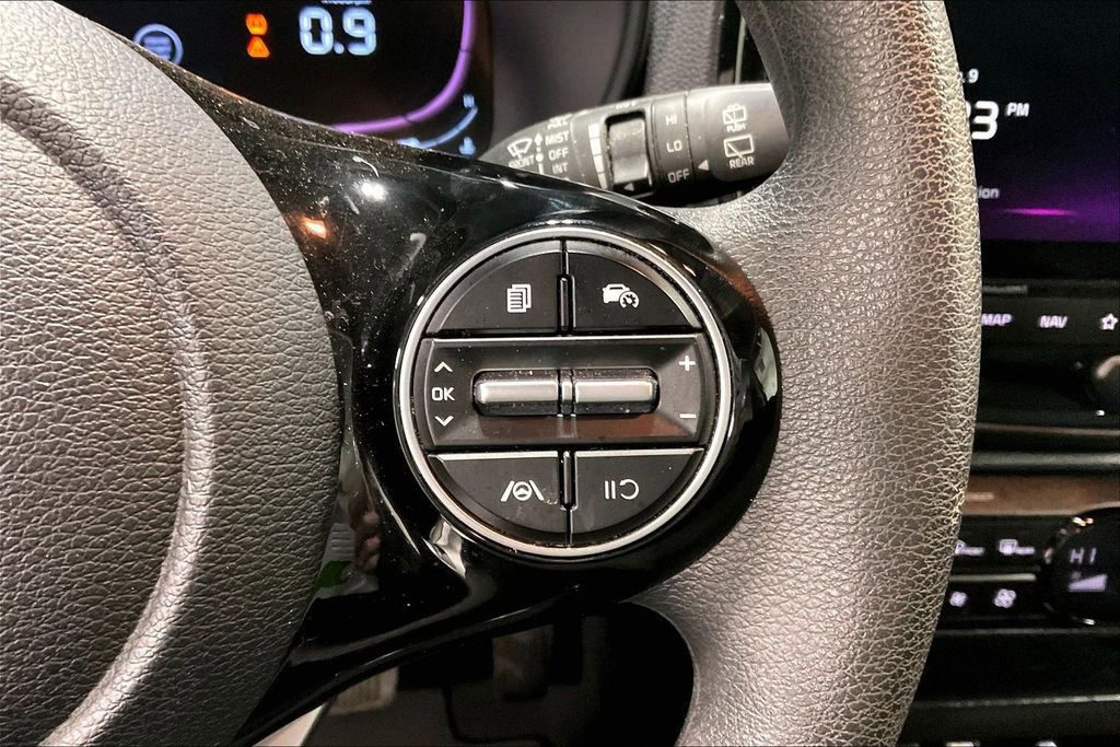 Used 2023 Kia Soul S image 24