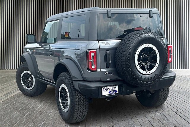 New 2025 Ford Bronco Badlands image 3