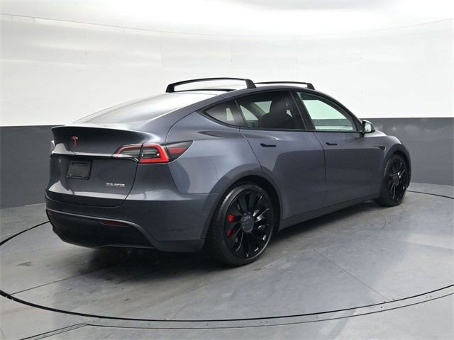 Used 2021 Tesla Model Y Performance image 3