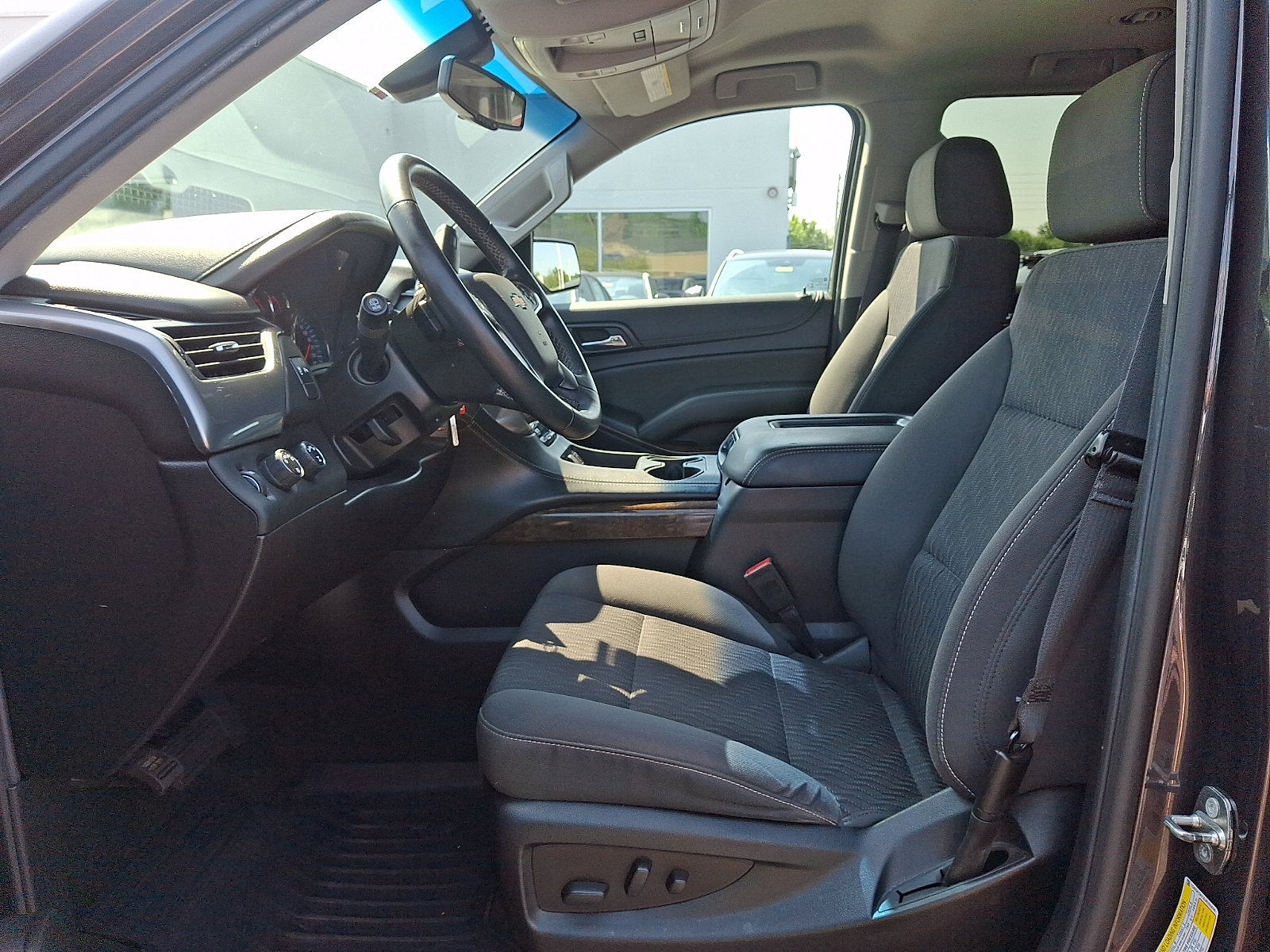 Used 2018 Chevrolet Suburban LS AWD/4WD image 14
