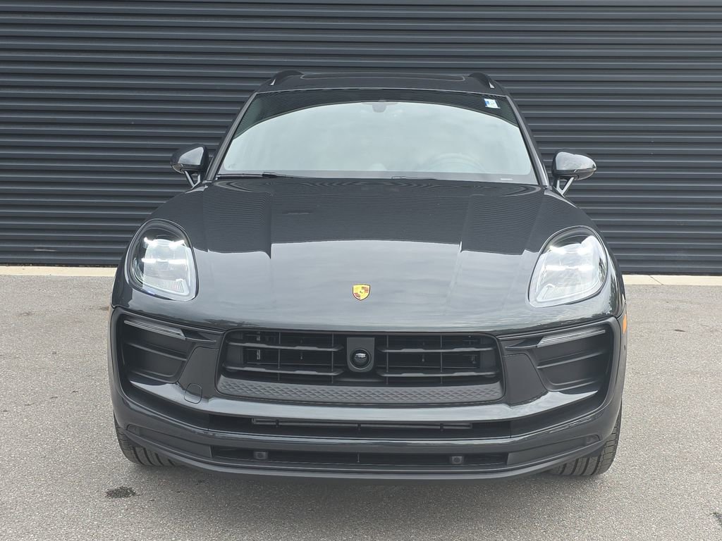 New 2026 Porsche Macan image 10