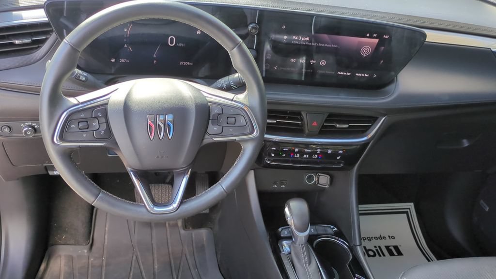 Used 2024 Buick Encore GX Avenir w/ Avenir Convenience Package FWD image 17