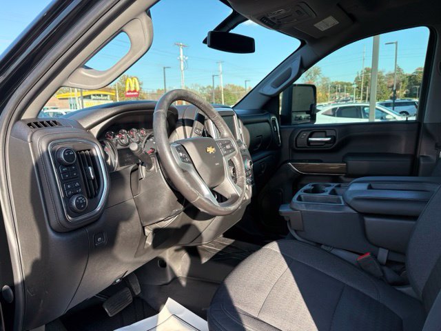 Used 2020 Chevrolet Silverado 2500 LT w/ Texas Edition AWD/4WD image 18