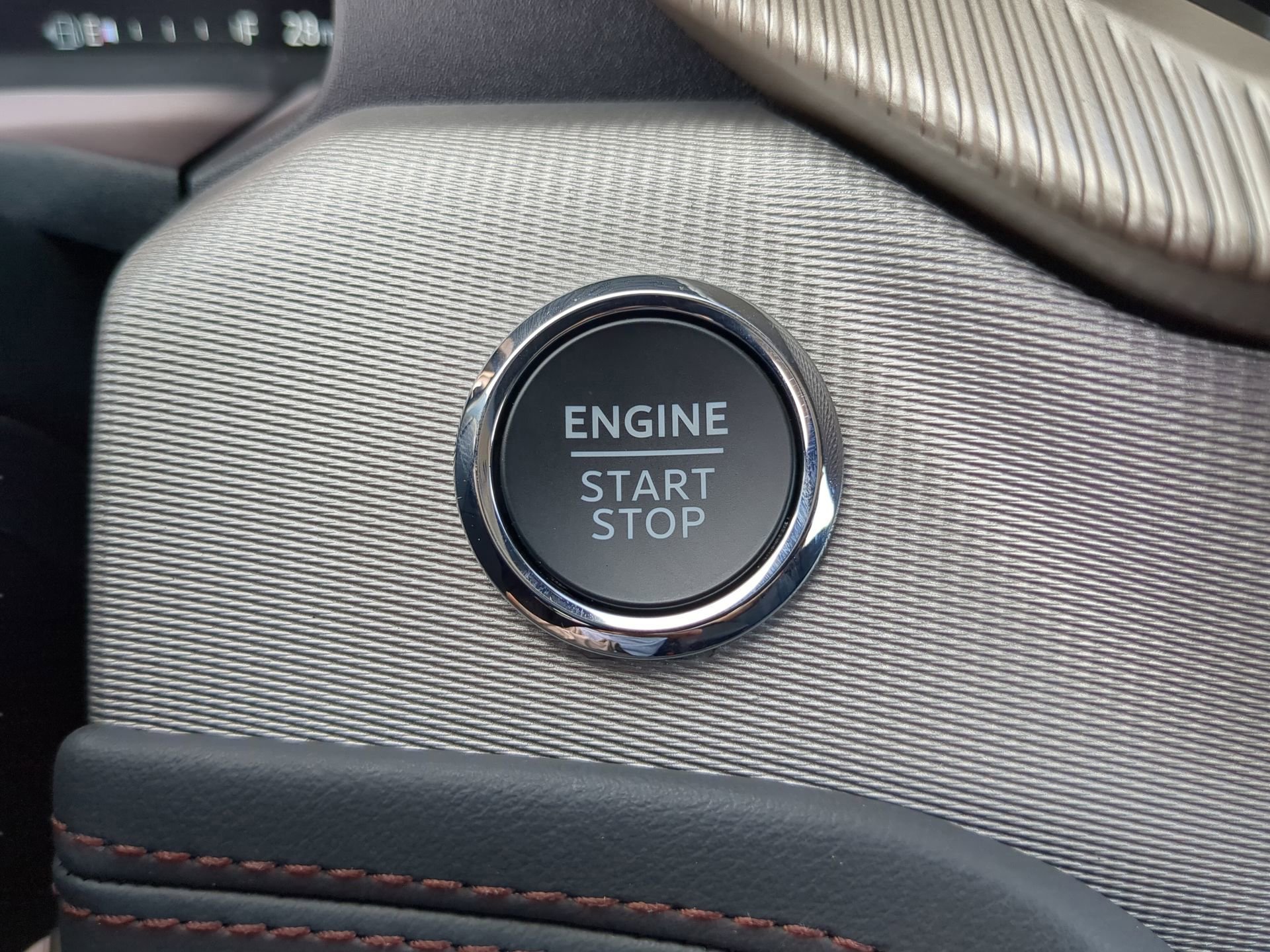 New 2026 Ford Explorer Active RWD image 70