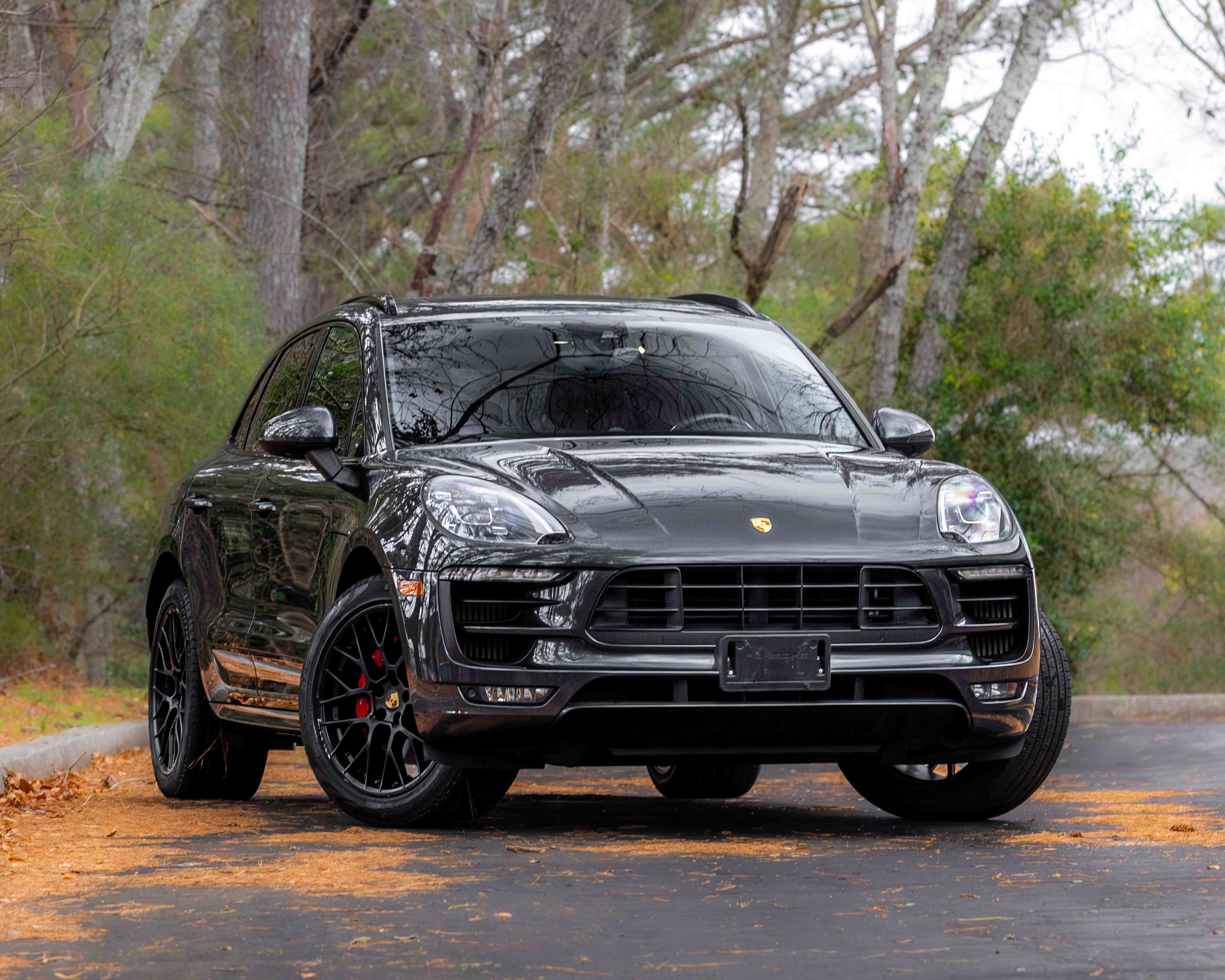 Used 2017 Porsche Macan GTS image 1