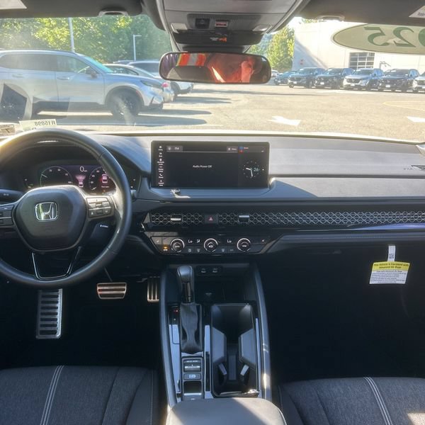 Used 2025 Honda Accord Sport image 24