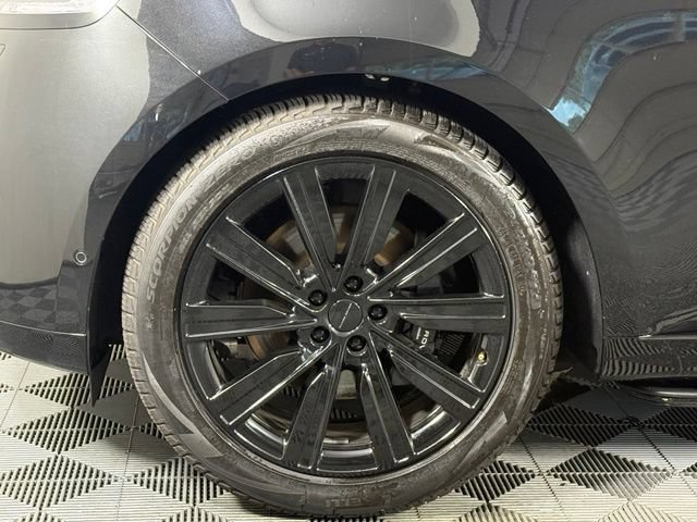 Used 2026 Land Rover Range Rover SE AWD/4WD image 11