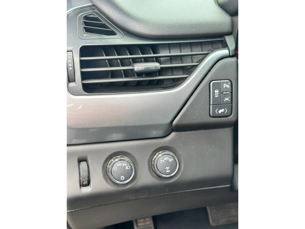 Used 2019 Chevrolet Tahoe LT image 8