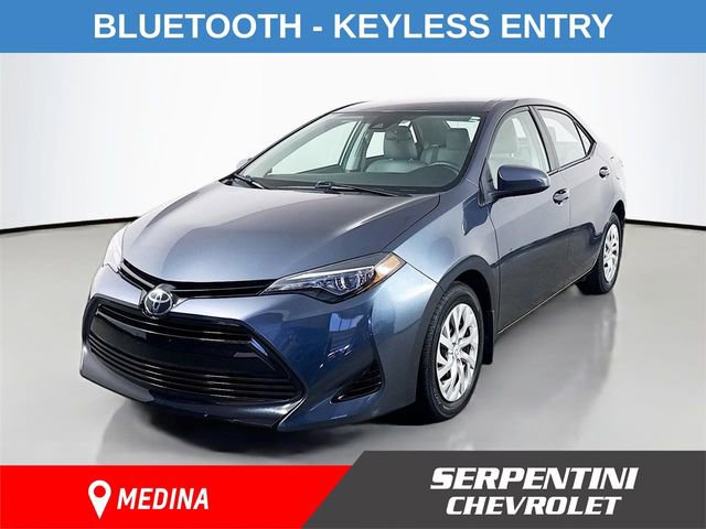 Used 2018 Toyota Corolla LE image 1
