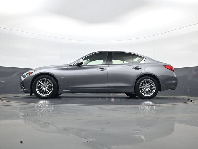 Used 2017 INFINITI Q50 Signature Edition w/ All Weather Package (L93) AWD/4WD image 28
