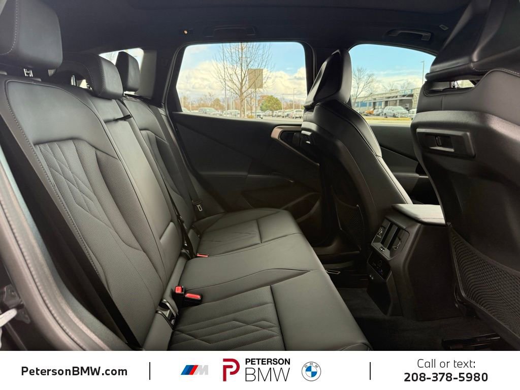 Used 2025 BMW X3 xDrive30i w/ Premium Package image 16