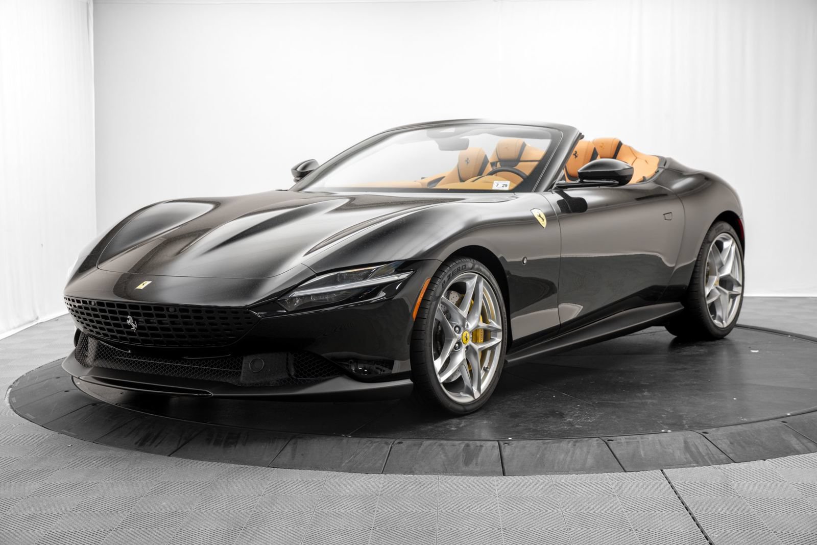 Used 2024 Ferrari Roma Spider RWD image 3