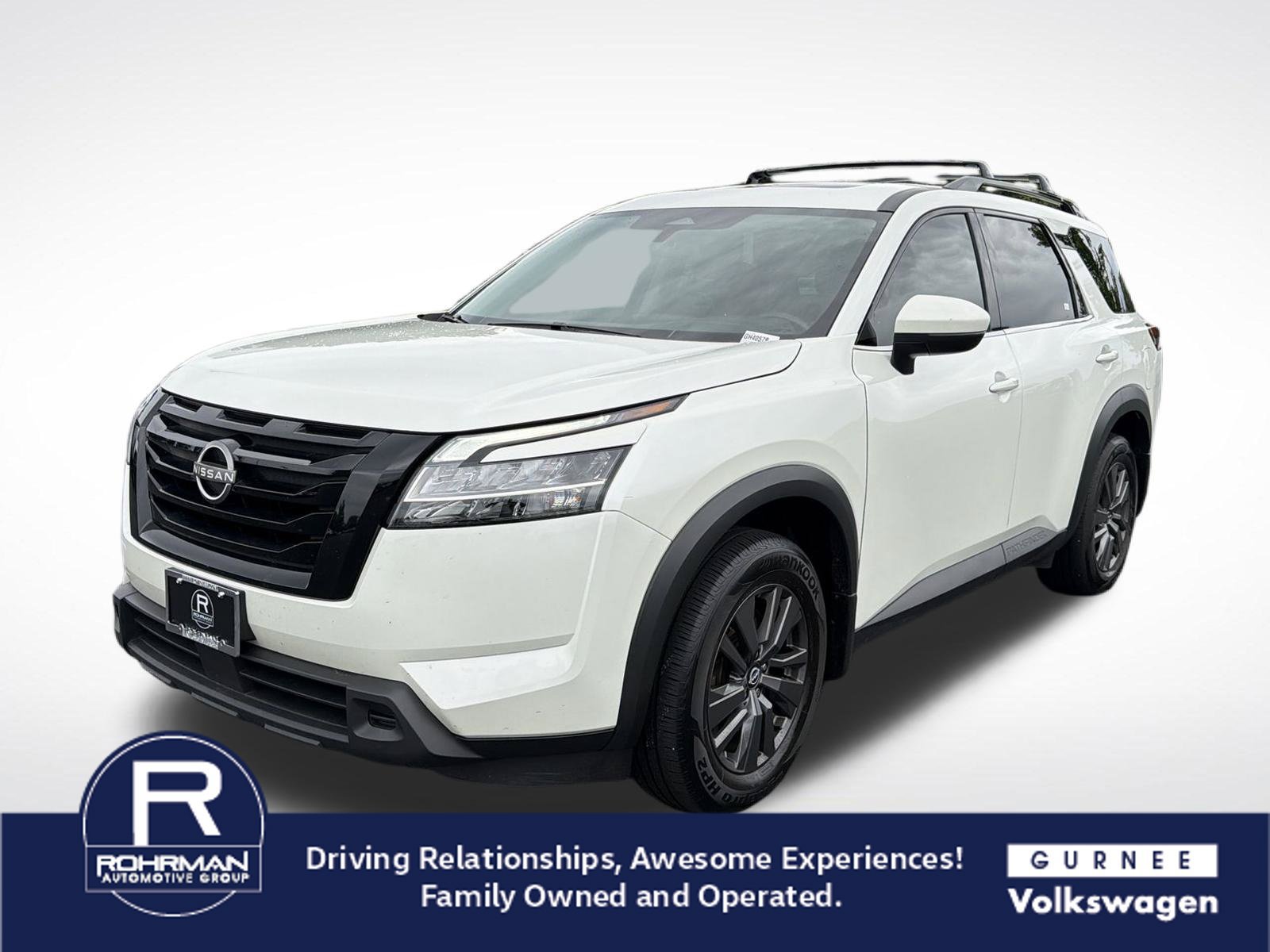 Used 2022 Nissan Pathfinder SV w/ SV Premium Package